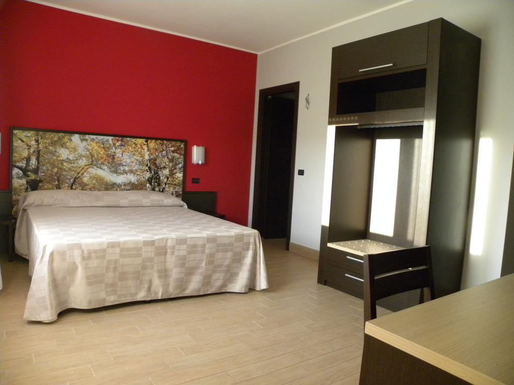 Il Boscaiolo Affittacamere Preturo ภายนอก รูปภาพ
